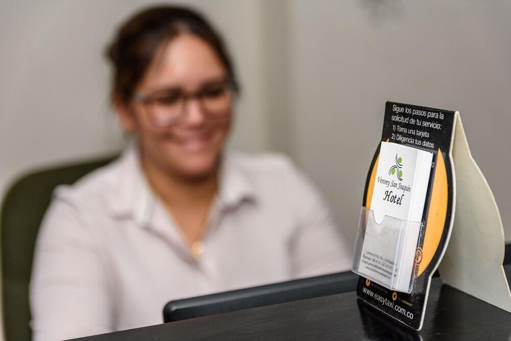 Hotel Verony San Joaquin Medellín Dış mekan fotoğraf